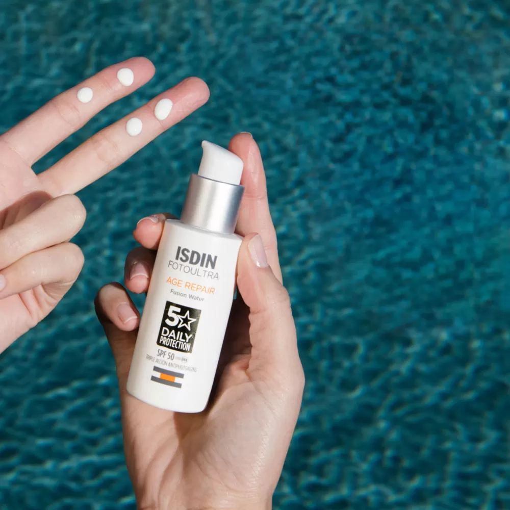 about Sunscreen ISDIN fotoultra age repair fusion water spf 50