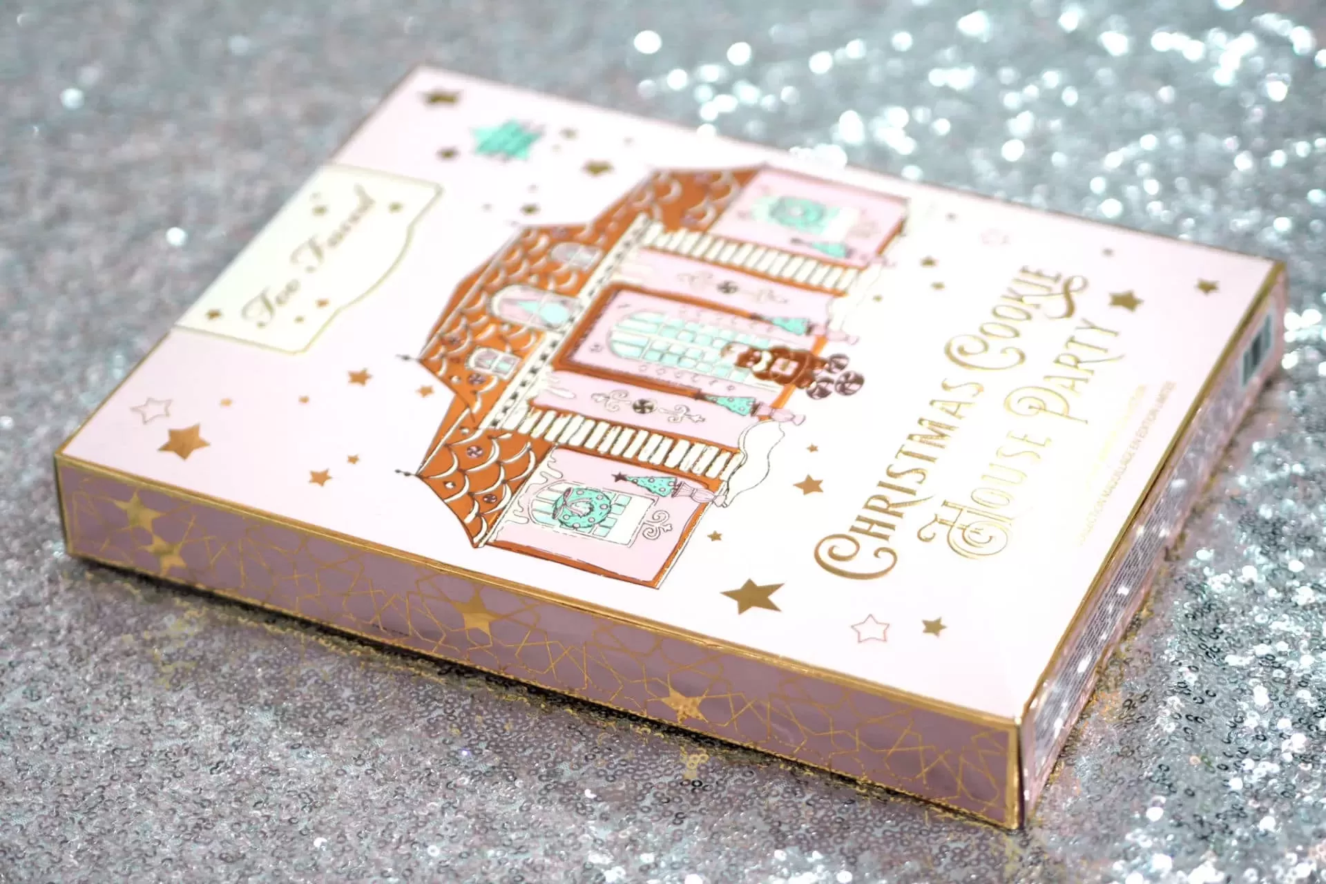 about Eyeshadow Palette Too Faced  Gingerbread Lane Limited Edition Collection